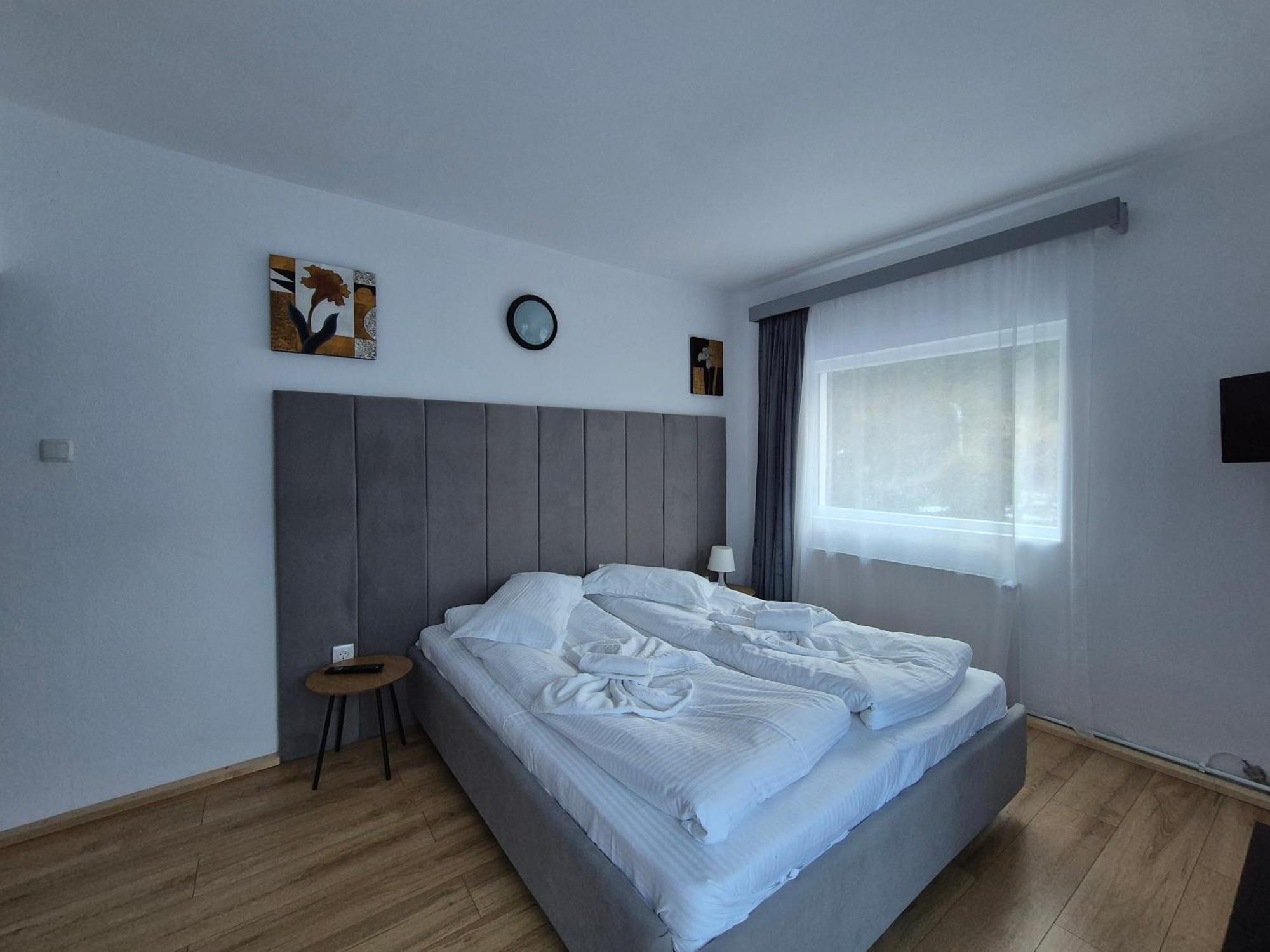 Pensiunea Liziera Buşteni Quarto foto